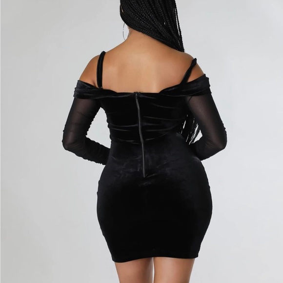 Women's Off-Shoulder Mesh Velvet Bodycon Dress with Ruffle Sleeves Black - Picture 3 of 7